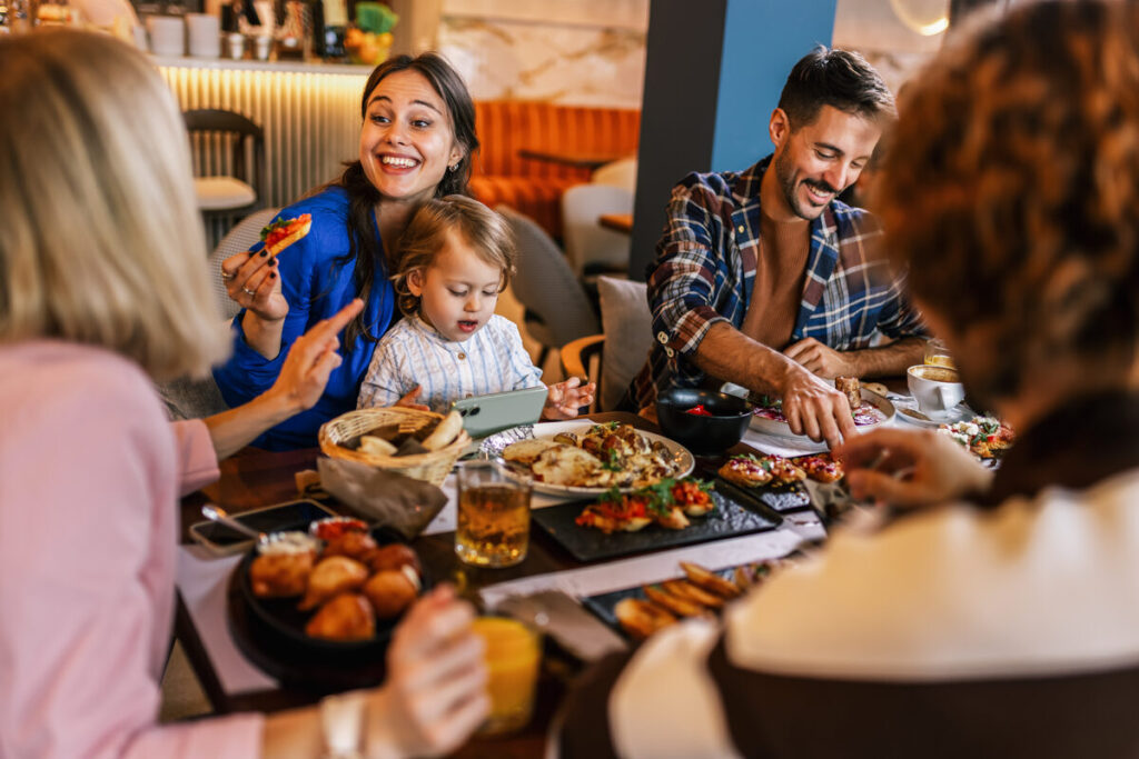 Savoring Fountainhead-Orchard Hills: The Ultimate Guide to The Neighborhood’s Best Eats